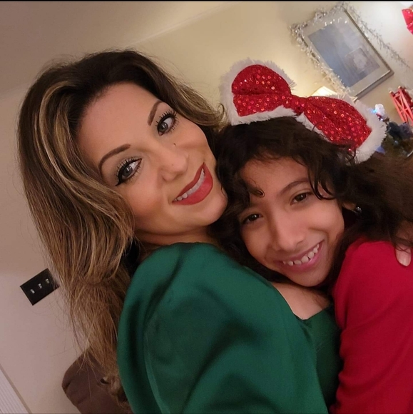 Meet your Posher, Vanessa - Picture 4 of 4